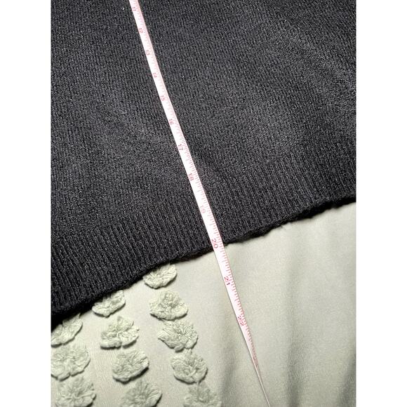H&M black wool blend v neck comfy cozycore versatile minimalist sweater small - Picture 6 of 6